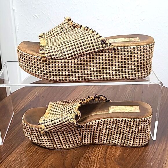 Band of Gypsies Slip-on Wedges, Black & Tan Jute Fabric, Size 7 Shoes - Picture 2 of 9
